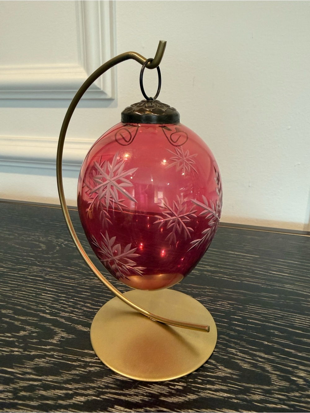 VTG Kugel Style Cranberry Glass with Etched Snowflakes Ornament